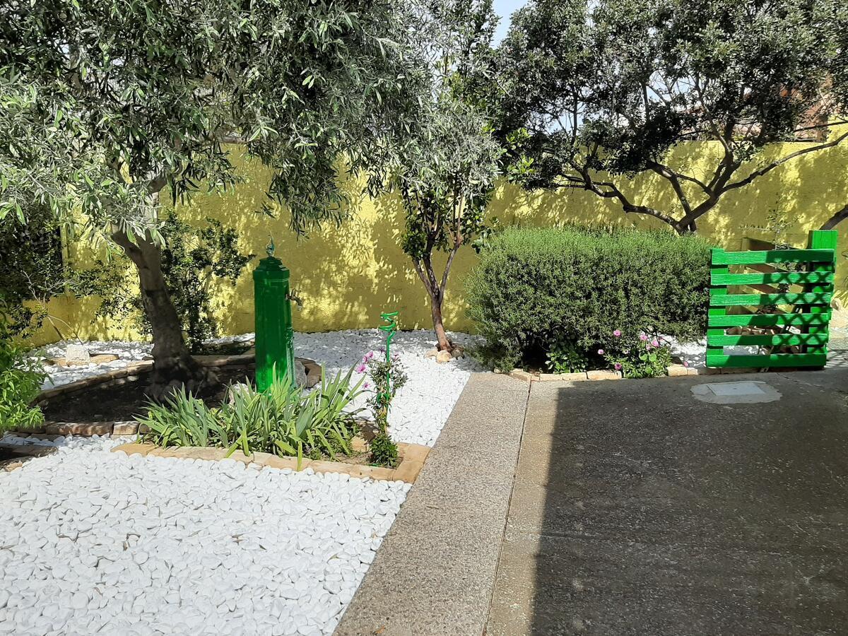 Artistika Golden Apartment Capitana Εξωτερικό φωτογραφία